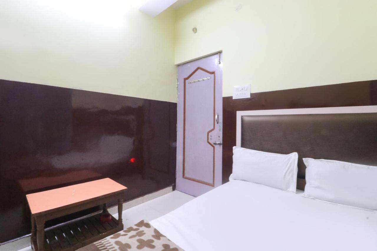 Spot On Hotel Monu Райпур Экстерьер фото